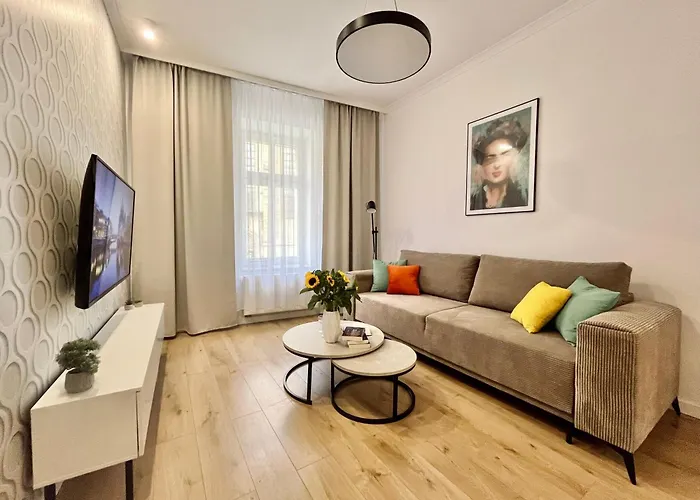 Luna Apartments